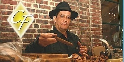 Cigar roller at Connecticut golf dinner